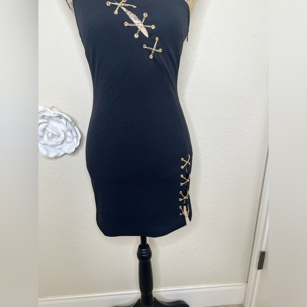 NTM: DO+BE One Shoulder Bodycon Cut Out w/ Metallic Chains Black Mini Dress Sz S - Picture 4 of 16